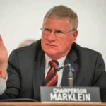 wisconsin republican howard marklein at desk